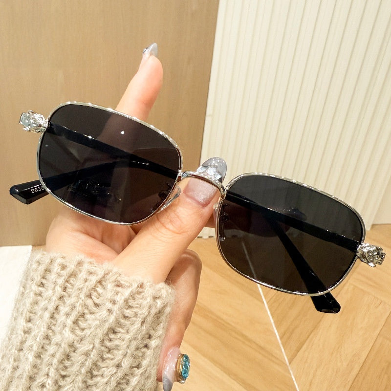 Vitage square metal sunglasses