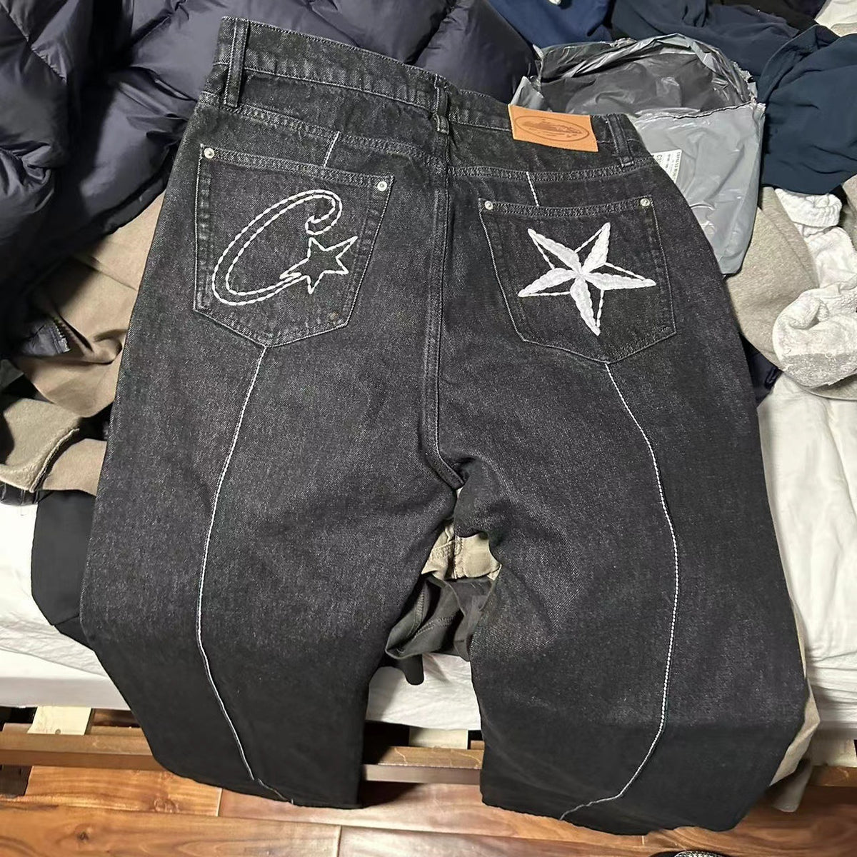 Corteiz Suit jacket and jeans