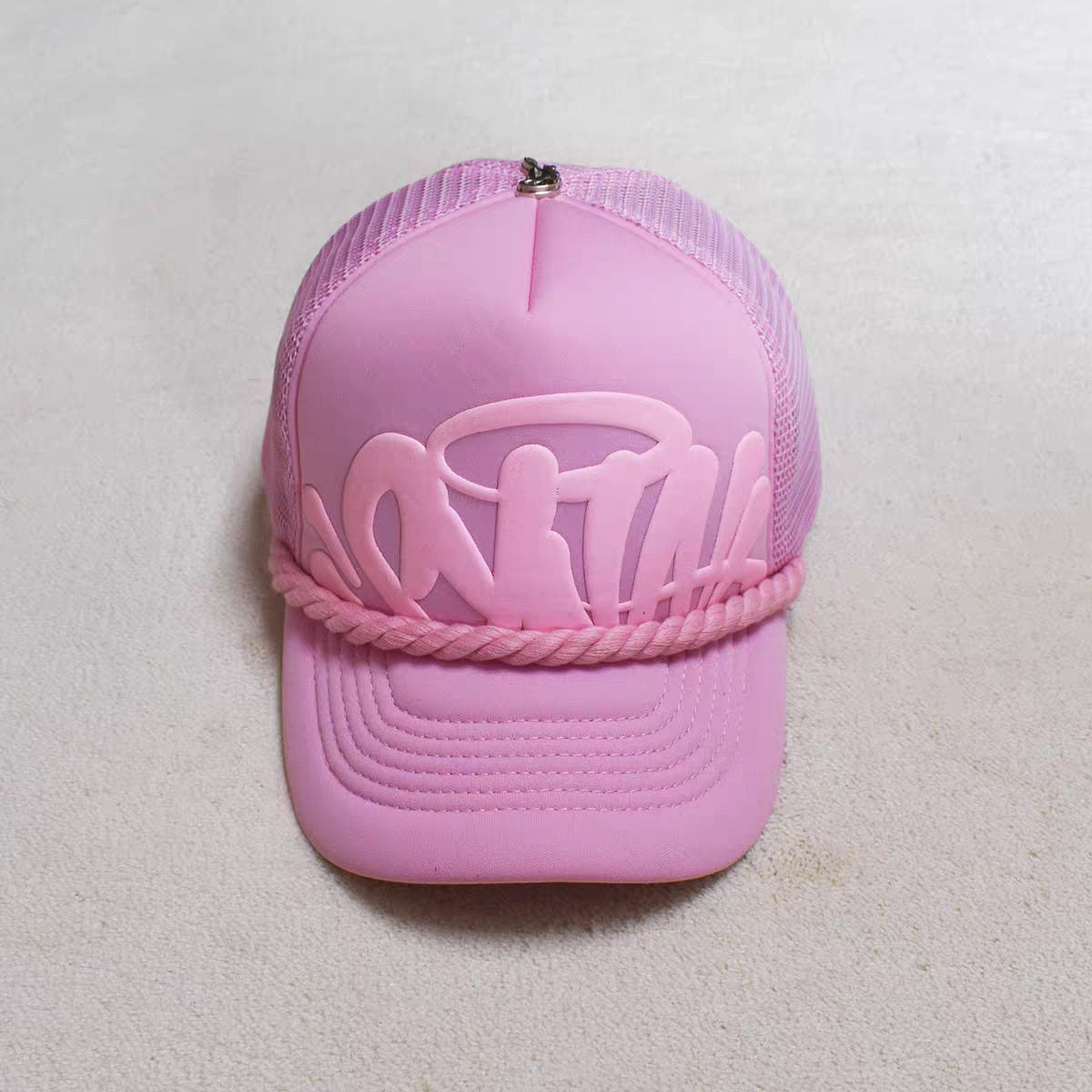 Syna World Cap