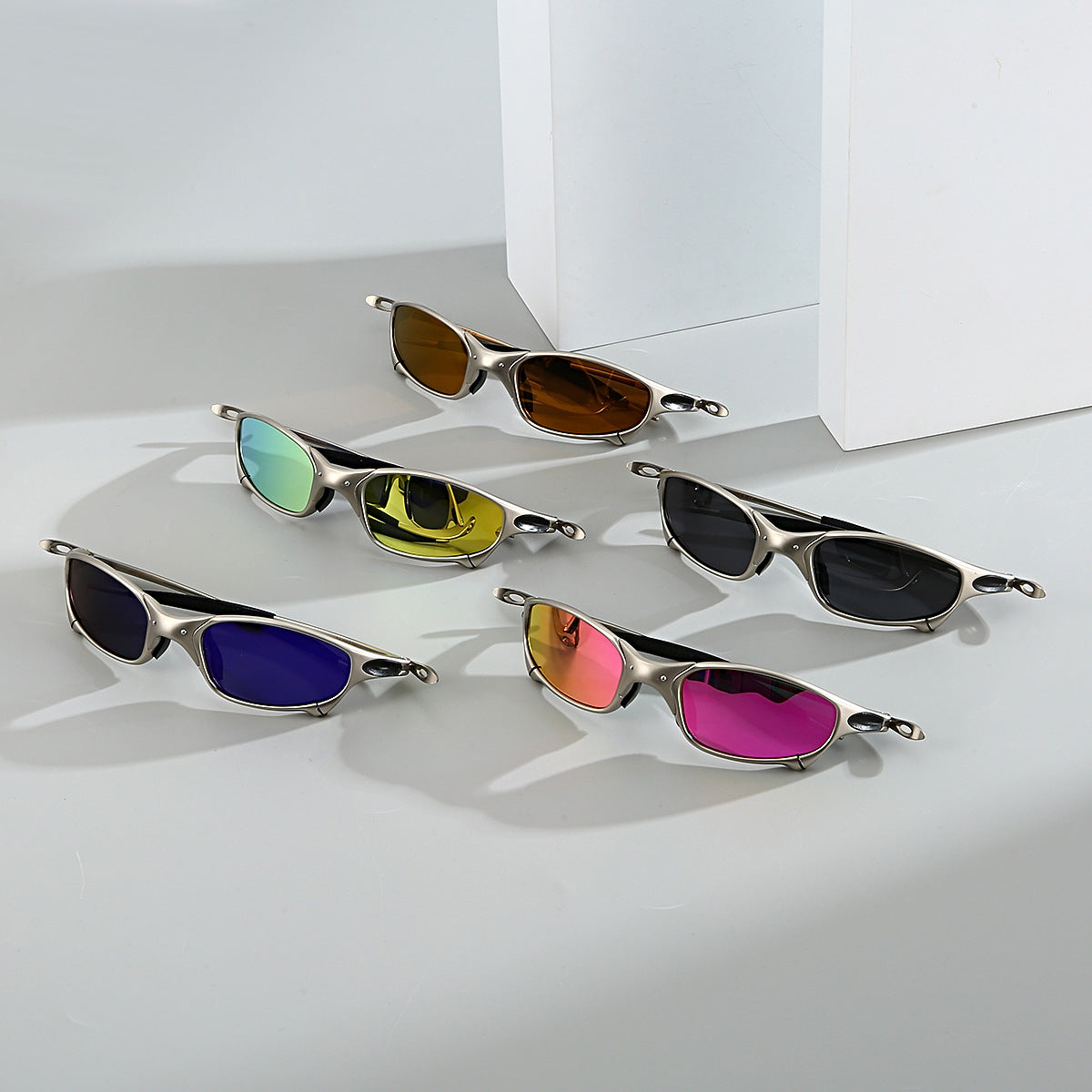 Cyber metallic sunglasses